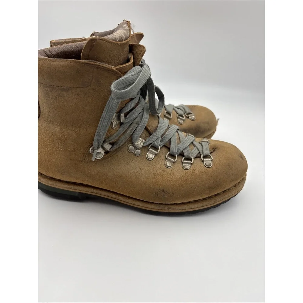 Vintage Mountaineering Hiking Boots Suede Men's Size 10 Brown